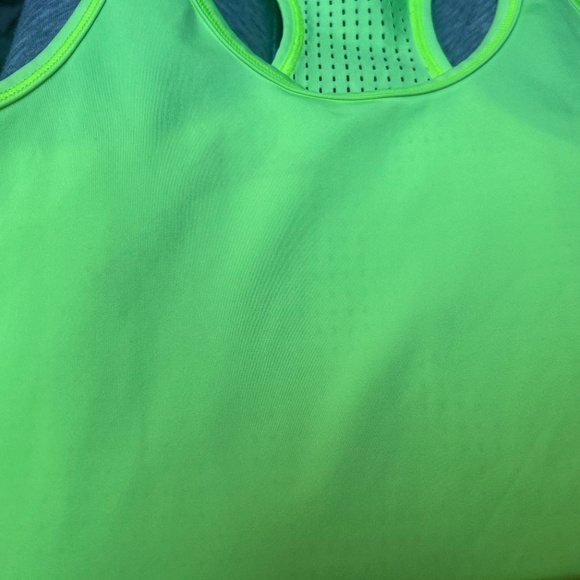 Nike Pro Hypercool Dri-Fit Tank Top - Neon Yellow - Size XS - Picture 3 of 3